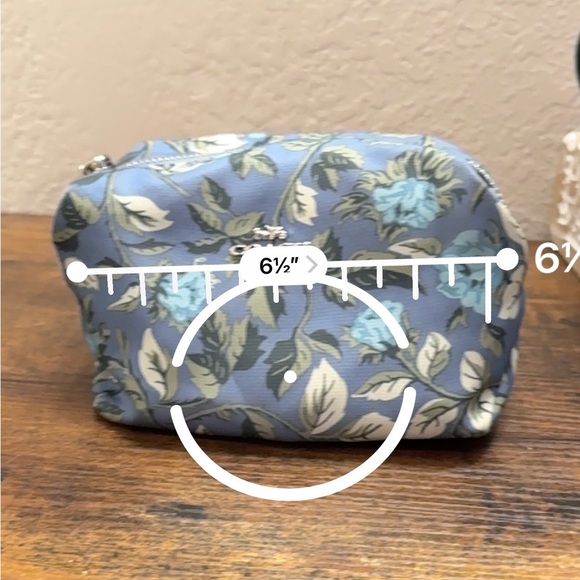 Coach small Boxy Cosmetic bag with Blue and Green Floral print - Picture 8 of 9